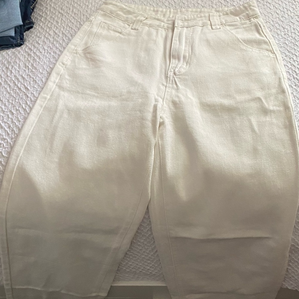 white cargos